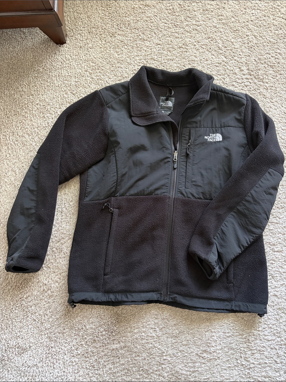 The North Face Black women Fleece Jacket with Wind Panels